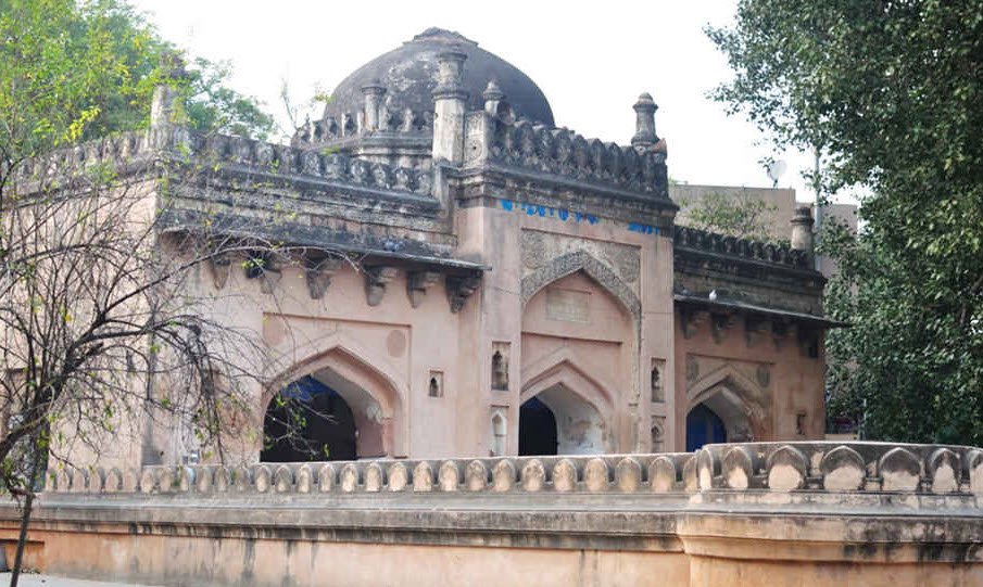 Nili Masjid, South Delhi, Delhi - Vushii.com Nili Masjid, South Delhi, Delhi - Vushii.com